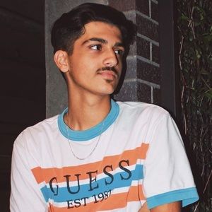 Meet your Posher, Ahmed